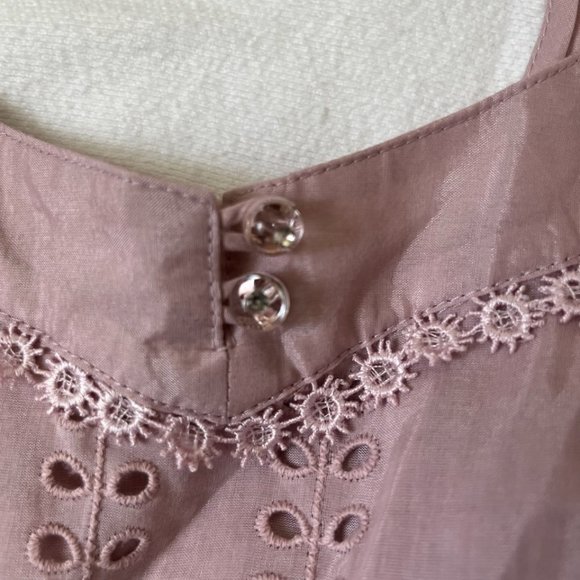 Trinity cotton/silk eyelet top with straps Size Large Mauve color NWOT - Picture 5 of 6